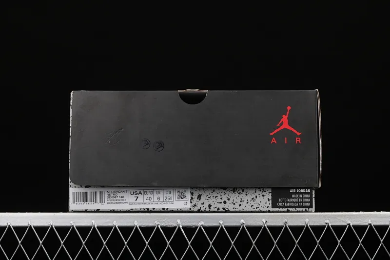 All categories Air Jordan Jordan series basketball shoes Air Jordan 5 J version Air Jordan 5 "Stealth 2.0" AJ5 Joe 5 white and blue color DD0587-140